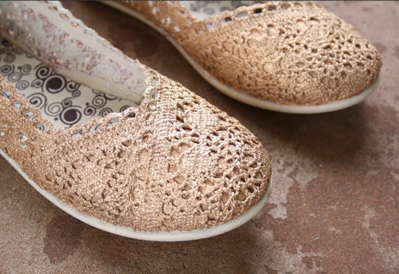 Glitzy Gold Crochet Flats Tutorial ⋆ Dream a Little Bigger