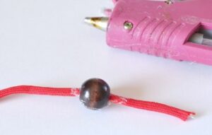 Kumihimo Tutorial Over Cords & Big Beads