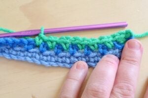 Moss is Boss. Learn the moss crochet stitch! If you can single crochet you can do it!
