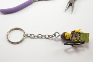 Make these quick and easy LEGO figure key chains. They make fab gifts!