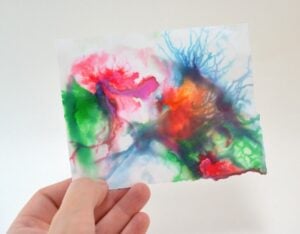 Grab the kids and check out this amazing kid craft. Looks like milk marbling is so cool!
