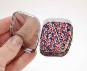 This DIY magnetic needle box is so simple to make and will last for ages! Quit losing your pins and needles because OUCH!