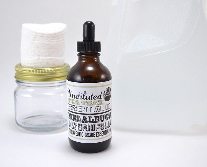 With only 3 things you can make homemade toner pads for acne. Be it stress, hormonal or teenage angst, these are amazing!