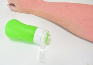Soothe that painful sunburn naturally with this homemade aloe and lavender sunburn care. It's so soothing and will help you sleep!
