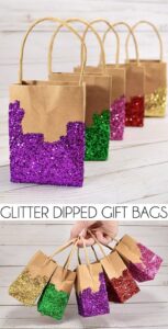 Make every gift special with these homemade glitter dipped gift bags!