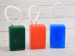 Learn how to make soap on rope. It's so easy and makes a nifty little gift!