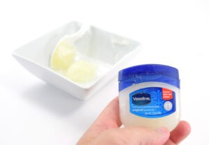 Make bright, vibrant petroleum jelly lip gloss at home that gives your lips the perfect amount of tint!