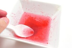 Make bright, vibrant petroleum jelly lip gloss at home that gives your lips the perfect amount of tint!