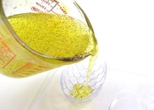These lemon poppy seed massage bar soaps take only 10 minutes to make. Perfect for aching muscles!
