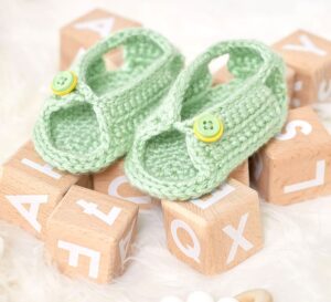Got yarn? Put your scraps and excess stash to good use with some amazing stash busting crochet projects for home, wardrobe and just plain fun!