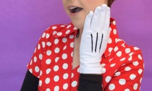 This last minute DIY adult Minnie Mouse costume is the cutest AND you can toss most of it in with your every day wardrobe and use it again and again!