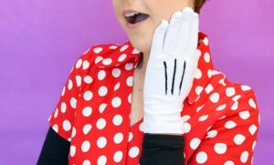 This last minute DIY adult Minnie Mouse costume is the cutest AND you can toss most of it in with your every day wardrobe and use it again and again!