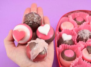 Can you believe these chocolate truffles are actually melt and pour soap? Get the tutorial to whip up a sweet batch!