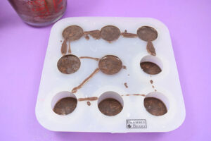 Can you believe these chocolate truffles are actually melt and pour soap? Get the tutorial to whip up a sweet batch!