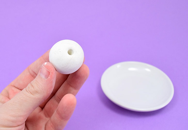 Quickly and easily make this DIY incense burner that catches the mess