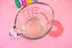 Love Peeps? Easily make marshmallow flavored lip balm at home, reminiscent of your fave spring candy with this simple to follow tutorial!