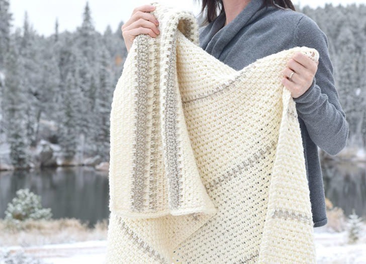 It's kind of amazing how crochet is modernizing, isn't it? Check out these 40+ modern crochet afghan patterns that are sure to catch your eye!