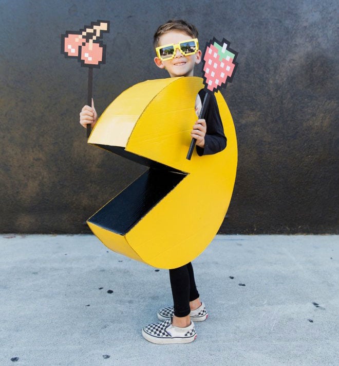Homemade Halloween costumes are the absolute best! Check out these amazing yet easy DIY costumes that will turn heads while trick or treating!