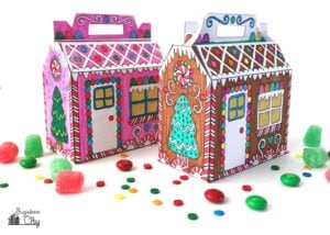 Gingerbread is one of the most festive holiday things I can think of. Check out all of these amazing gingerbread inspired crafts perfect for your homemade holidays!