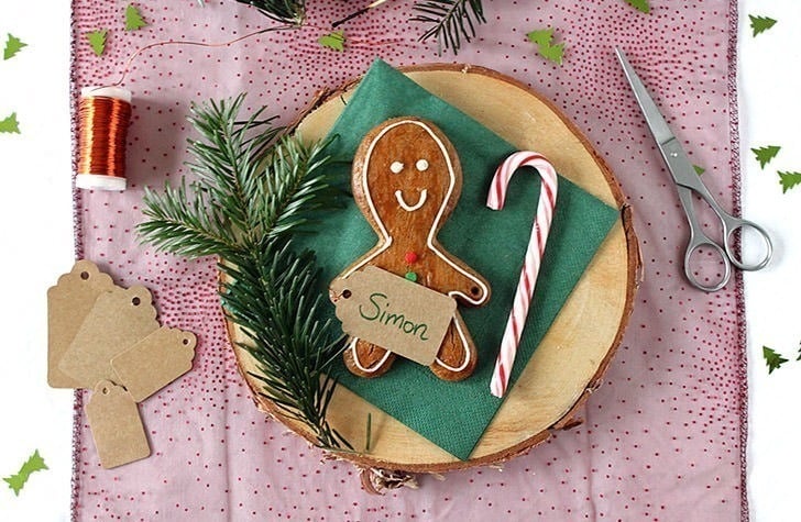 Gingerbread is one of the most festive holiday things I can think of. Check out all of these amazing gingerbread inspired crafts perfect for your homemade holidays!