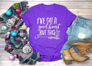 Know somebody with a good heart and loves colorful language? Grab the free SVG file to make her a shirt that proudly reads "I've got a good heart but this mouth!" Adorable.