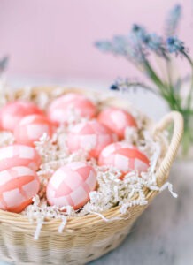 Tired of run-of-the-mill Easter eggs? Check out this amazing collection of unique, fun and gorgeous ways to decorate your Easter eggs this year!