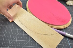 I have to make one of these adorable doors to the Easter Bunny's hideaway. What a whimsical little craft that will make my littles so happy!