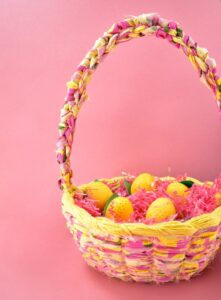 Ever wanted to make an Easter basket from scratch? This DIY woven Easter basket is gorgeous, not too difficult to make and can be made in YOUR PERFECT colors!