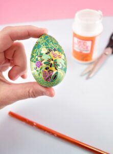 This tutorial will show you how to make gorgeous origami paper covered Easter eggs that are so lovely you will want to keep them forever and bring them out year after year. 