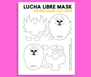 Love lucha libre, also known as Mexican wrestling? I have a feeling that you're gonna want to make these DIY Lucha libre cat toys filled with catnip! Grab the free pattern to cut your own or SVG file to machine cut. SO EASY. SO ADORABLE!