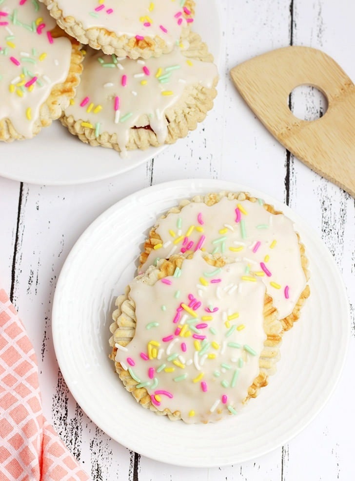No gluten? No problem! Make these gluten free pop tarts, our all-time favorite breakfast food, that are sure to bring smiles to your breakfast table!