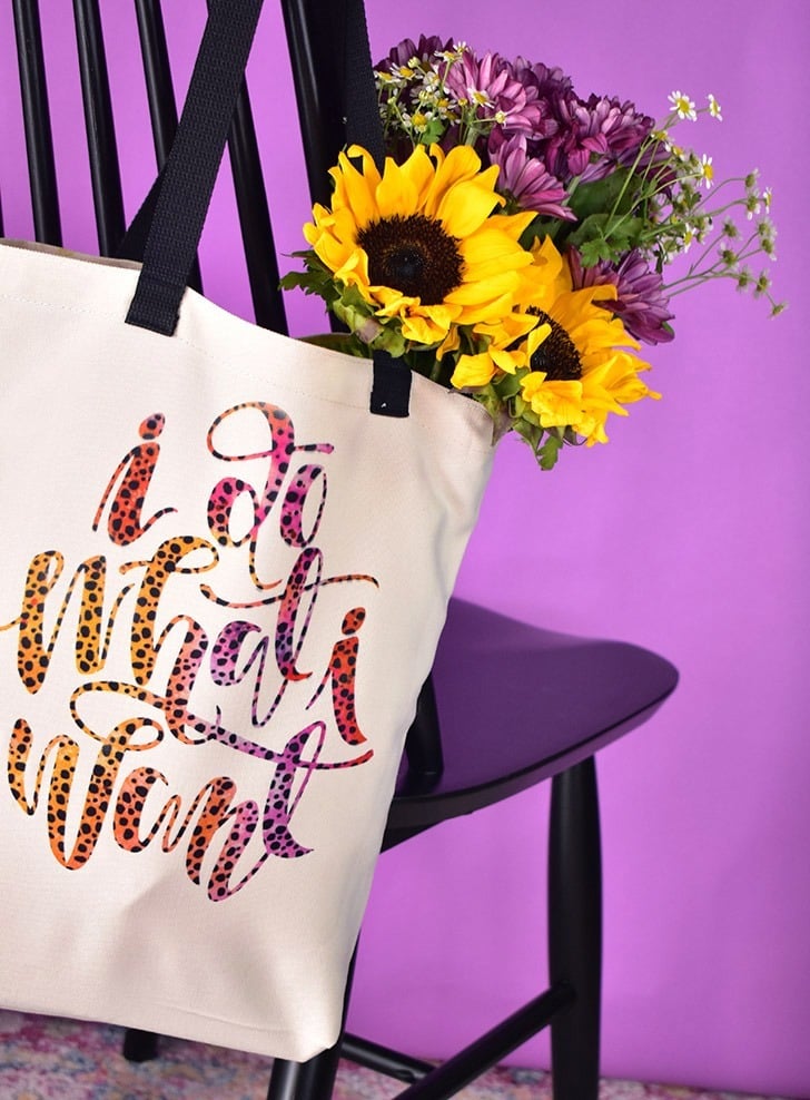 DIY tote bags never looked so good! Get professional looking results on your DIY bags with Cricut Infusible Ink!