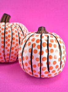 Aren't these pop art pumpkins the coolest? They're super easy to do, too! Get the full tutorial...