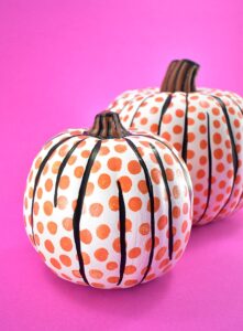 Aren't these pop art pumpkins the coolest? They're super easy to do, too! Get the full tutorial...