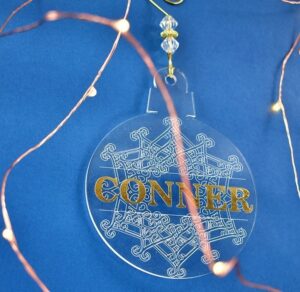 Unless you look at one of these ornaments perfectly straight on, there's going to be angles where it doesn't look perfectly lined up.
