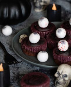 Halloween is the time to enjoy sweet treats! Check out these amazing sweet Halloween recipes with a dash of spooky!
