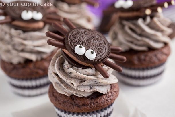 Halloween is the time to enjoy sweet treats! Check out these amazing sweet Halloween recipes with a dash of spooky!
