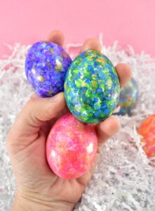 I've always loved Easter eggs decorated with alcohol so much, that I've made an EDIBLE alcohol ink Easter egg tutorial using only 2 ingredients!