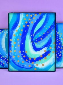 If you can draw dots and dashes and can hold a paintbrush you're well on your way to making brushstrokes on glass with this simple abstract art tutorial!