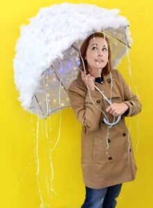 This DIY storm cloud costume is so fun for Halloween night, complete with flashing lightning!