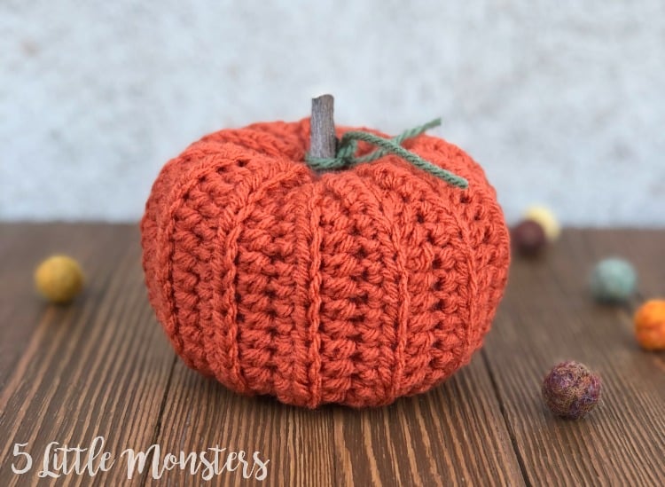 5 Little Monsters: Loom Knit Pumpkins