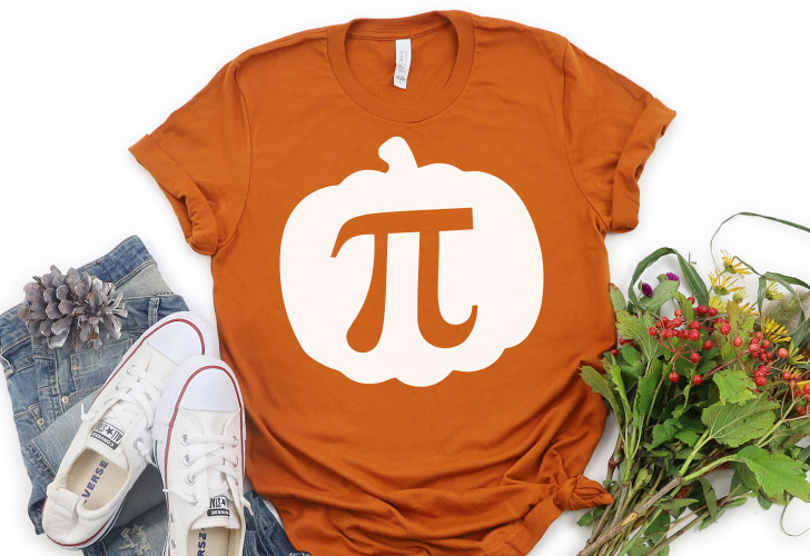 Check out these 4 fun and free Pumpkin Pi cut files including a super fun leopard print version! Get the SVG, PNG, EPS, and DXF for free!