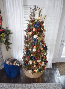 Love all things Bohemian? You're going to just LOVE my boho glam Christmas tree decorated with several homemade boho Christmas ornaments!