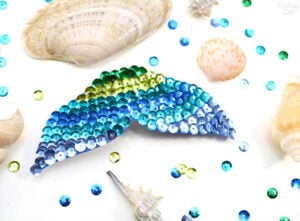 Summertime is the perfect time for all things mermaid! Check out 20+ of our favorite mermaid crafts for adults!