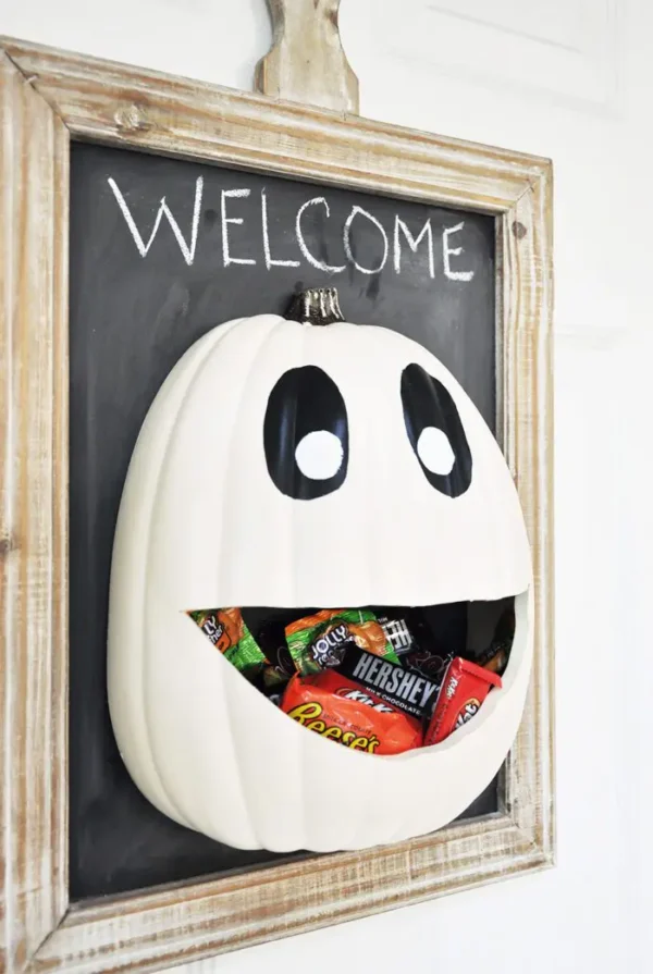 Tween/Teen Art: Wooden Pumpkin Door Hangers and Halloween