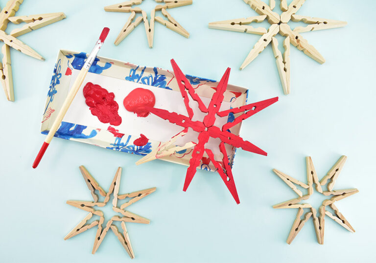 Easy Clothespin Poinsettias ⋆ Dream a Little Bigger