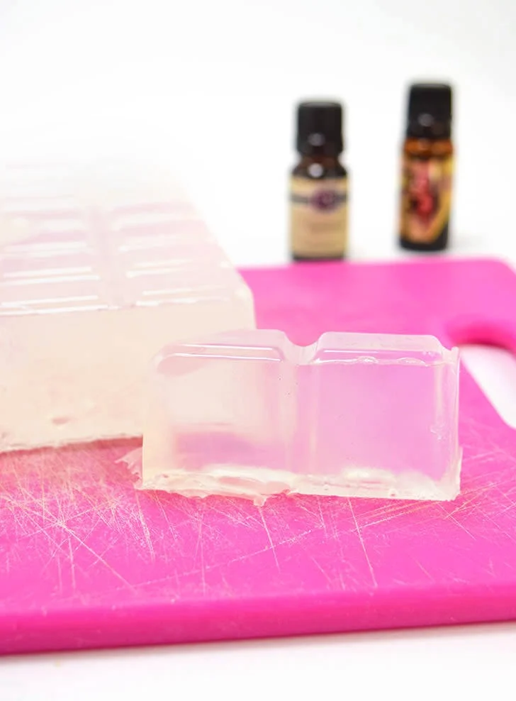 Learn how to make homemade soap, adding loofah to the mix for the perfect exfoliant. Perfect for even a first-time soap maker, these loofah soap bars are super simple and make great gifts!