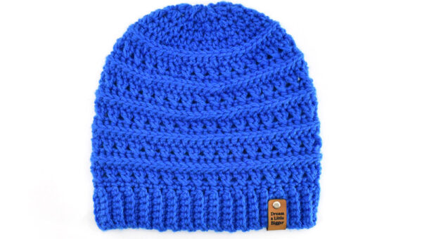 We tested Red Heart Super Saver on our search for the best cheap yarn, worsted weight. Check out all 21 brands we reviewed and find out which yarns we love and which yarns we hate!