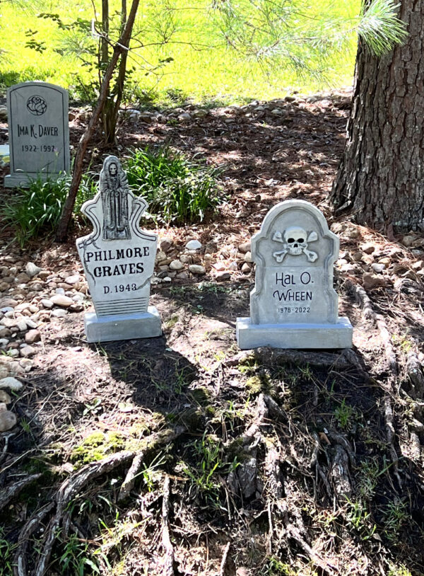 This Store-Bought Tombstone Makeover is a quick an easy way to make a faux Halloween graveyard!
